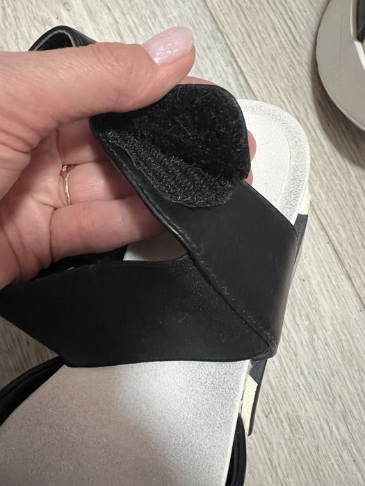 Босоножки женские