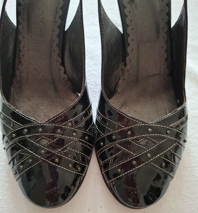 Sandale piele lacuită 38