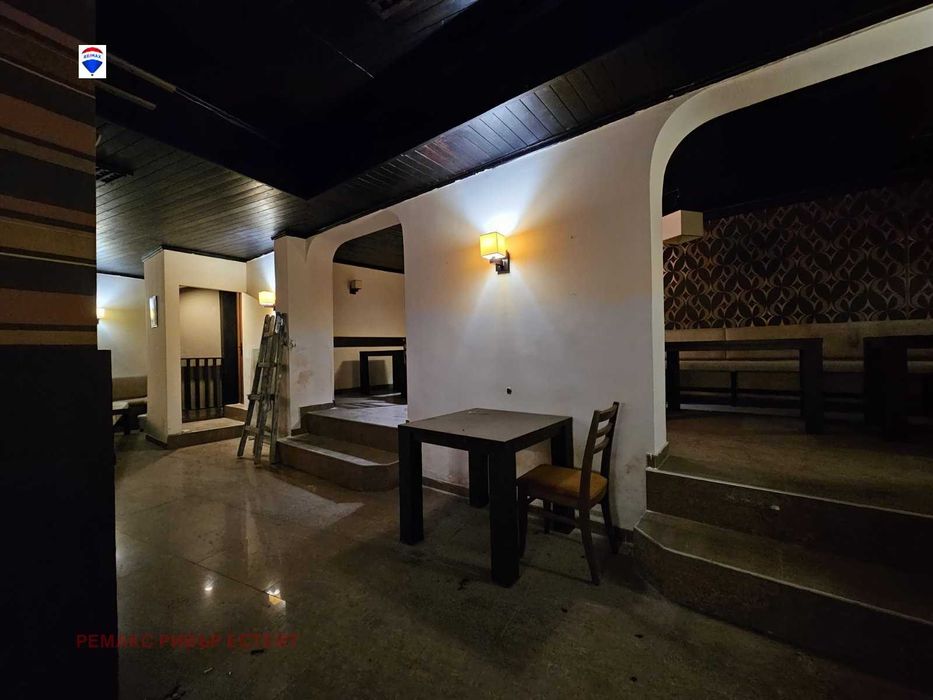 Продава се Заведение в Русе, Център - 180 кв.м за 405 €/кв.м - Снимка #5