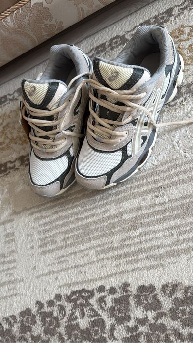 Продам asics gel NYC новые