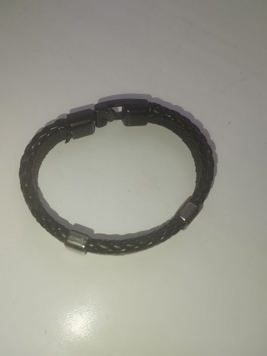 Продам браслет мужской
