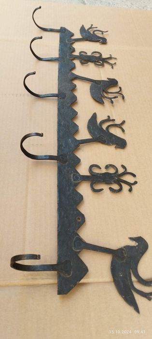 Закачалка ковано желязо - антика