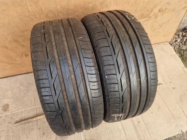 2 Bridgestone R18 245/40
летни гуми
DOT4217
