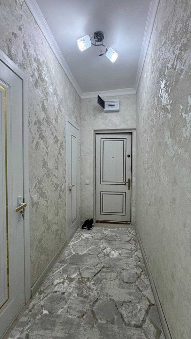 Продается 2/3/4 на Авиасозлар-3 ресторан Парвоз 48 кв2 (R)