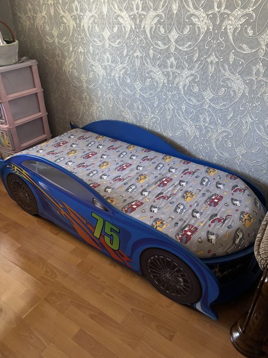 Продаю детскую кровать