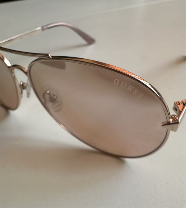 Слънчеви очила Guess