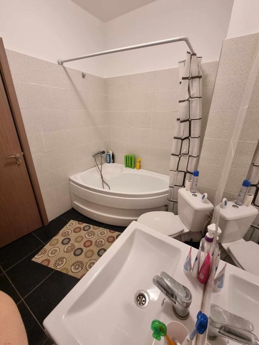Apartament decomandat 3 camere si 2 bai Militari Residence