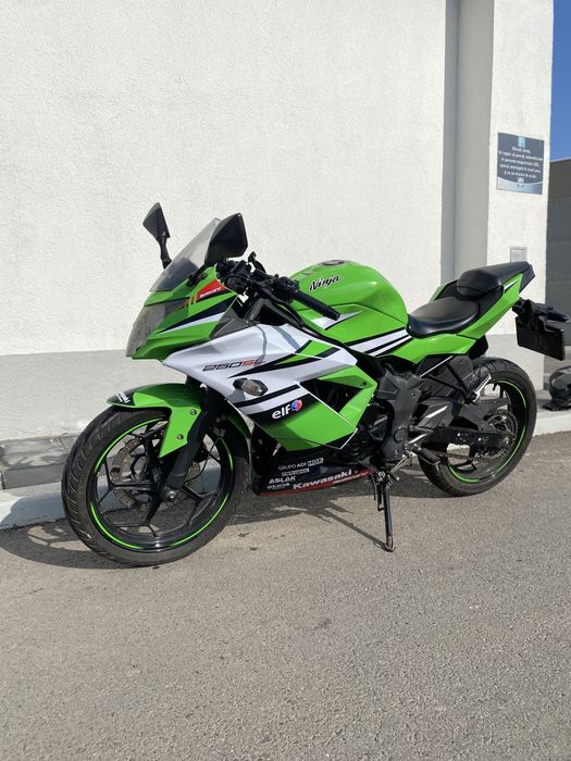 Kawasaki Ninja 250 SL, 2016