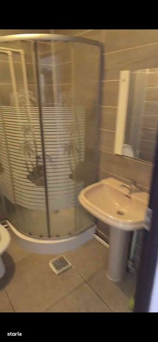 Garsoniera Tatarasi foarte aproape de Piata Chirila