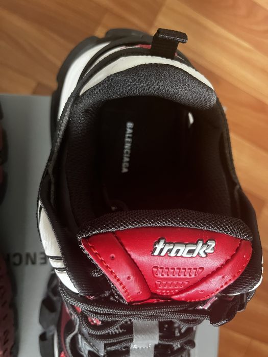 Balenciaga track 2