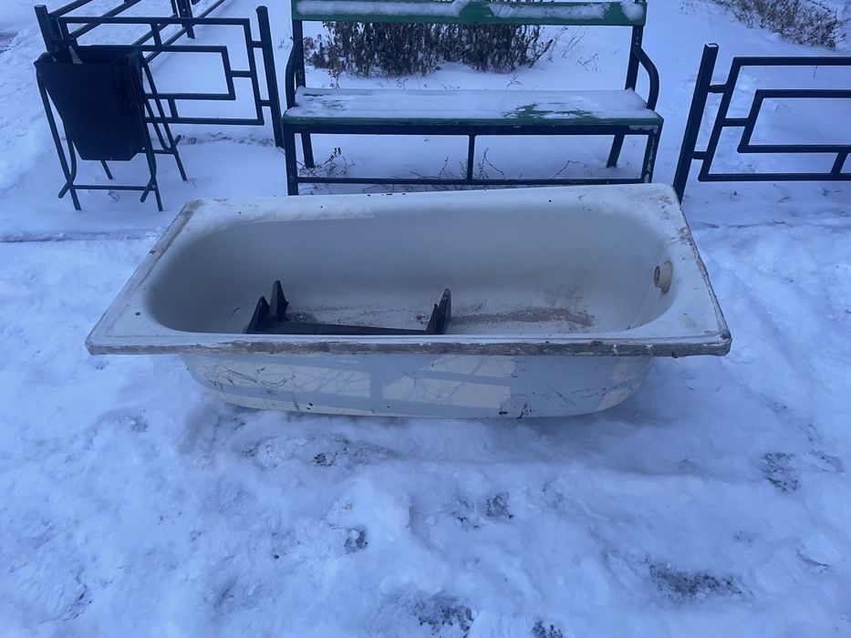 Продам ванна металлическая