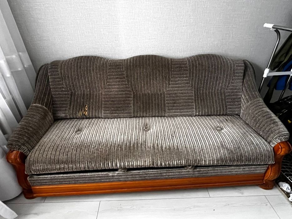 Продам Диван и кресло