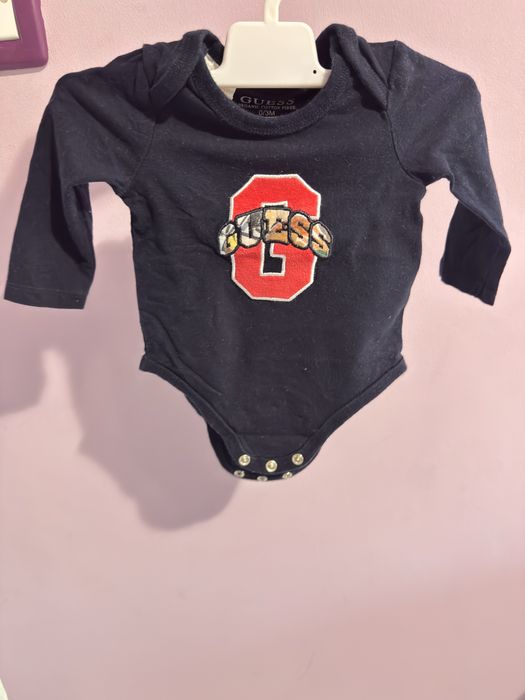 Комплект анцунг и две бодита Guess