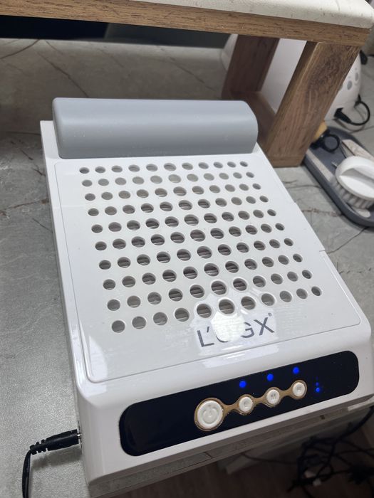 Продам пылесос для маникюра