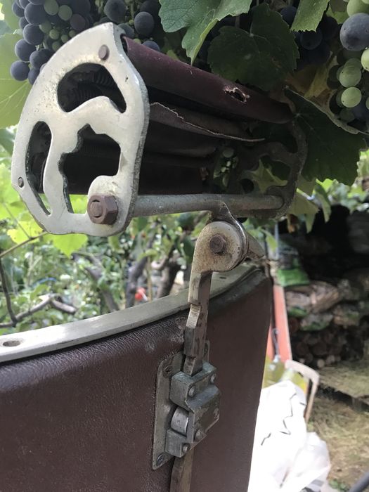 Стар бръснарски стол