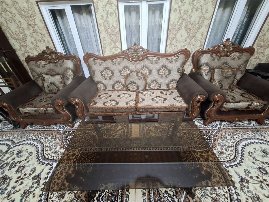Продаётся мягкая мебель б/у