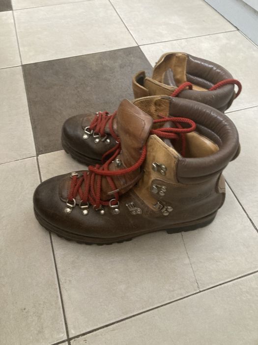 туристически обувки  Vibram подметка