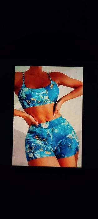 Продам новый купальник.