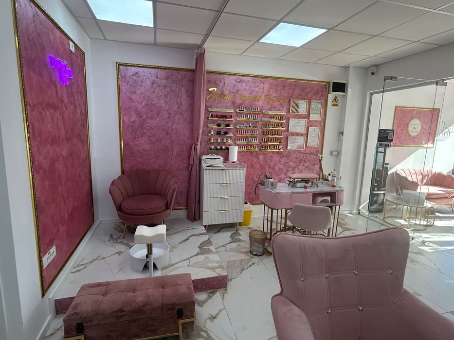 Salon de înfrumusețare de vânzare