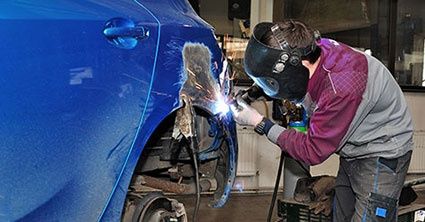 Vopsitorie auto reparatii tinichigerie service auto