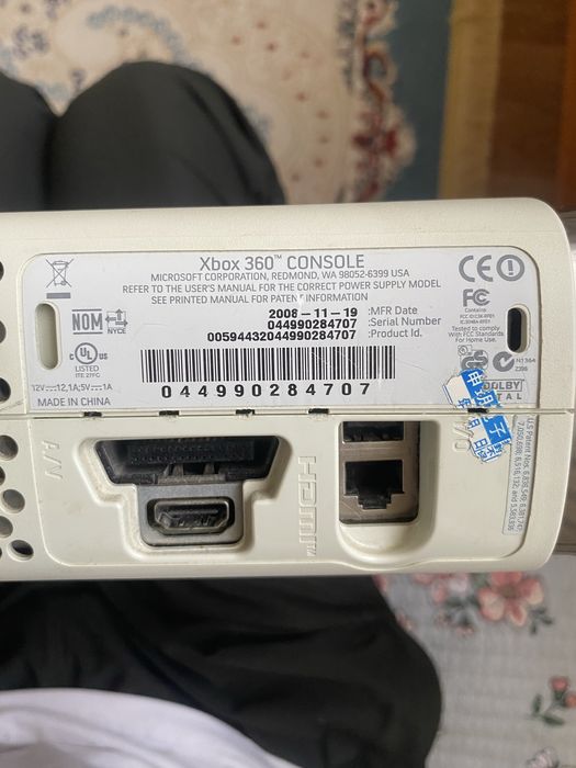 XBOX 360  продам приставку