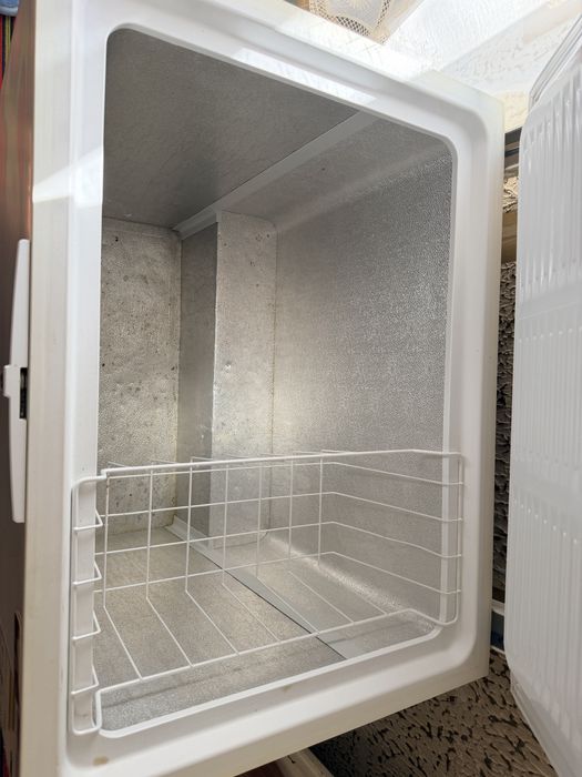 Lada frigorifica Whirlpool WH2010  A+,204L