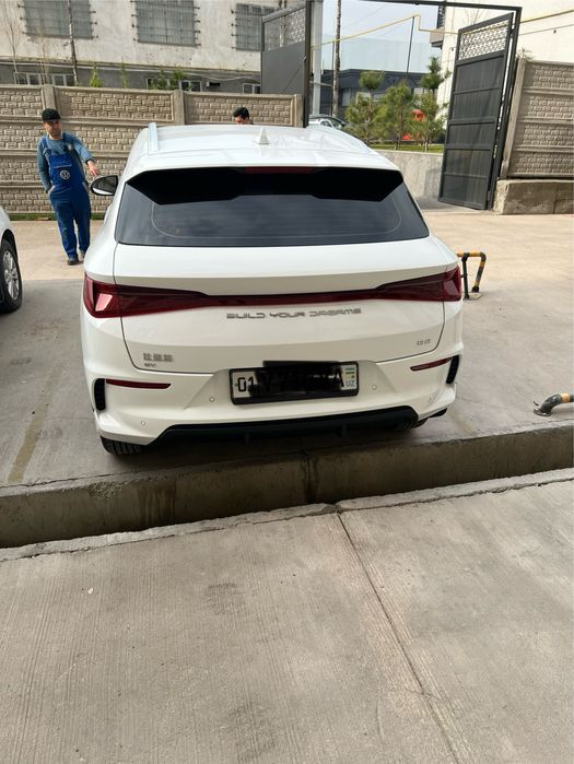 BYD E2 Luxury 2024. Пробег 19300км