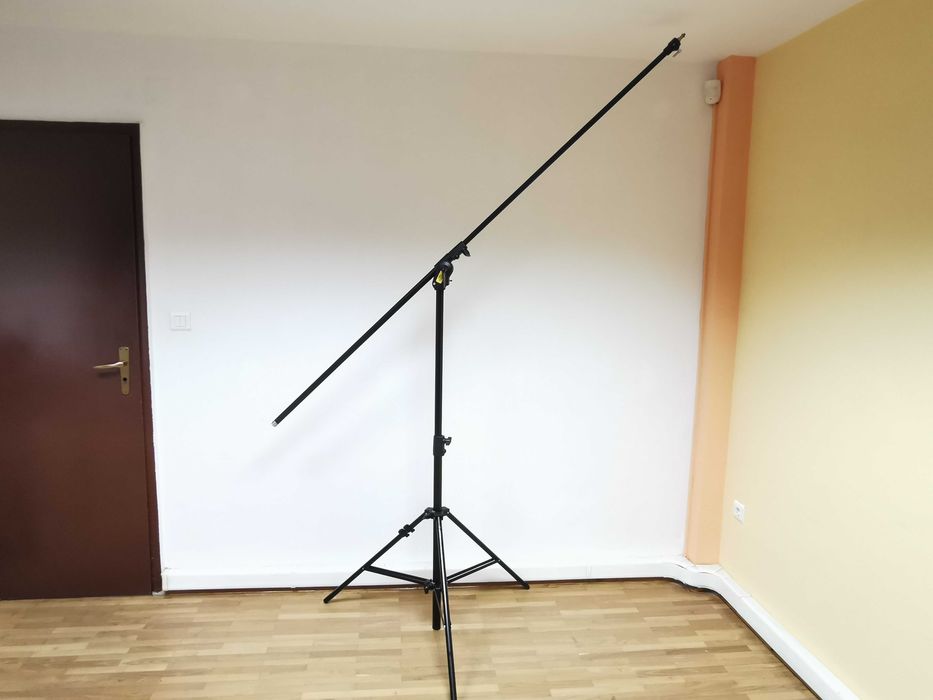 Multiblitz 420 NSB / Manfrotto 420 Combi Boom Stand статив с напречно рамо (жираф)