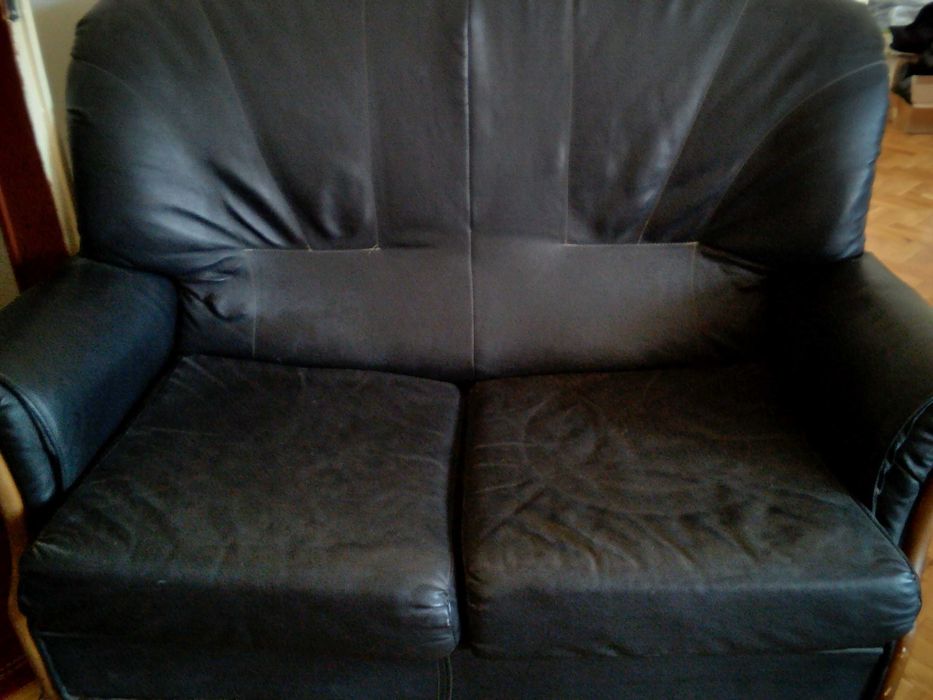 продавам 2 броя легла и 2 фотьойла всеки по 50 лв. на колелца