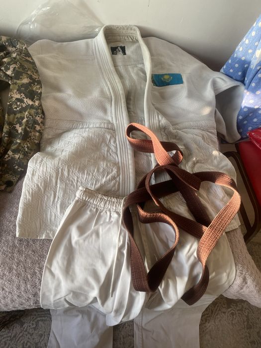 Каратеге арналған киымдер, и военный кастюм нвп