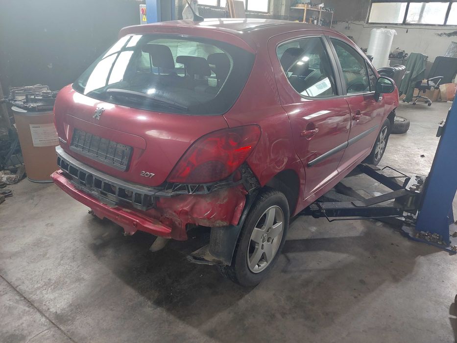 Peugeot 207 1,6 HDI Пежо 207 на части!
Май 2010, Хечбек