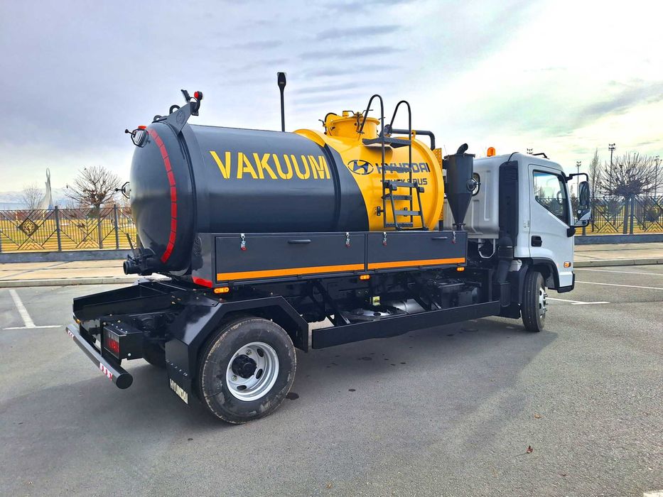 Ассенизационная машина. (Гавнавоз, Фекалавоз, вакуумная машина)