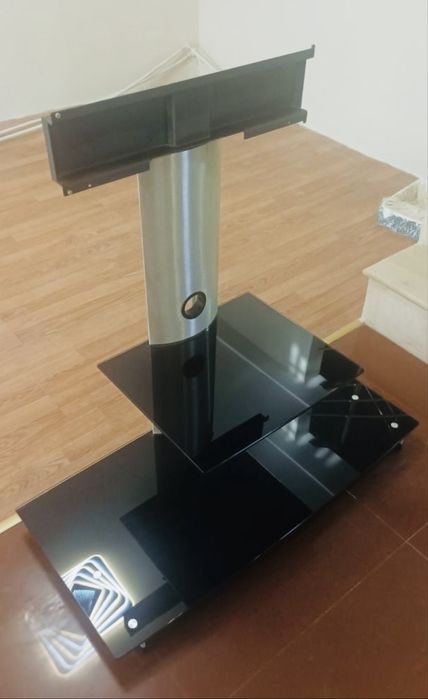 Стойка за телевизор