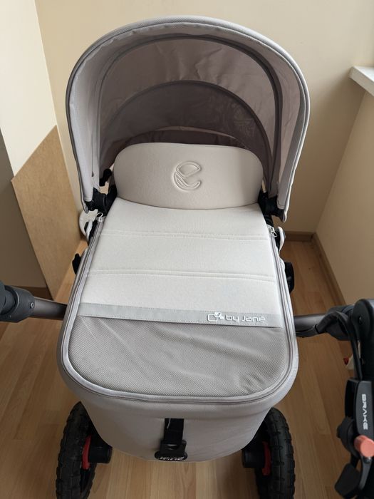 JANE CROSSWALK бебешка количка