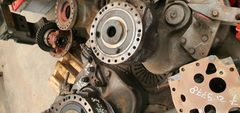 Dezmembrez tractor Fendt 309,310,311,312