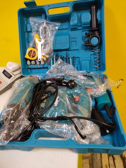 Набор (макито)  инструменты.