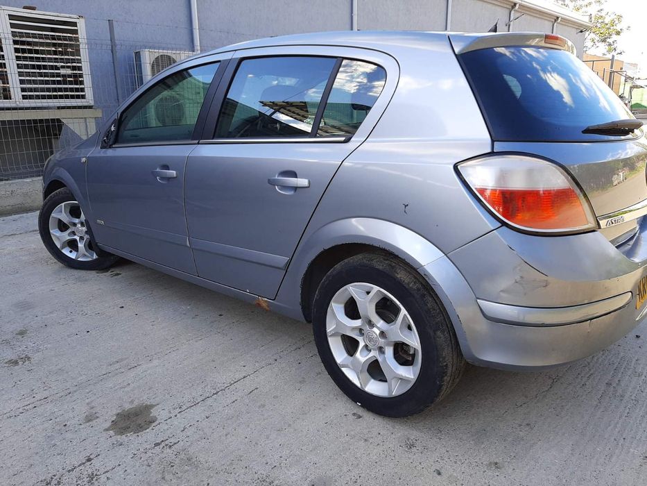 Opel Astra 1.9cdti 150p.h