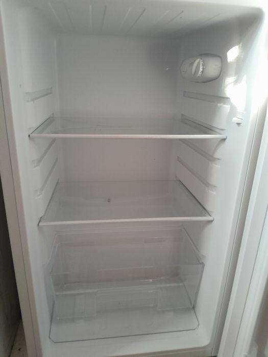Продам холодильник новый