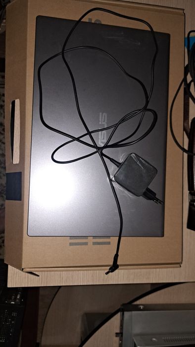 ASUS VivoBook 15 D515DA
