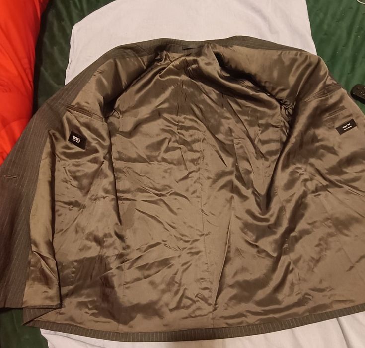 Sacou bărbați Hugo boss original,L