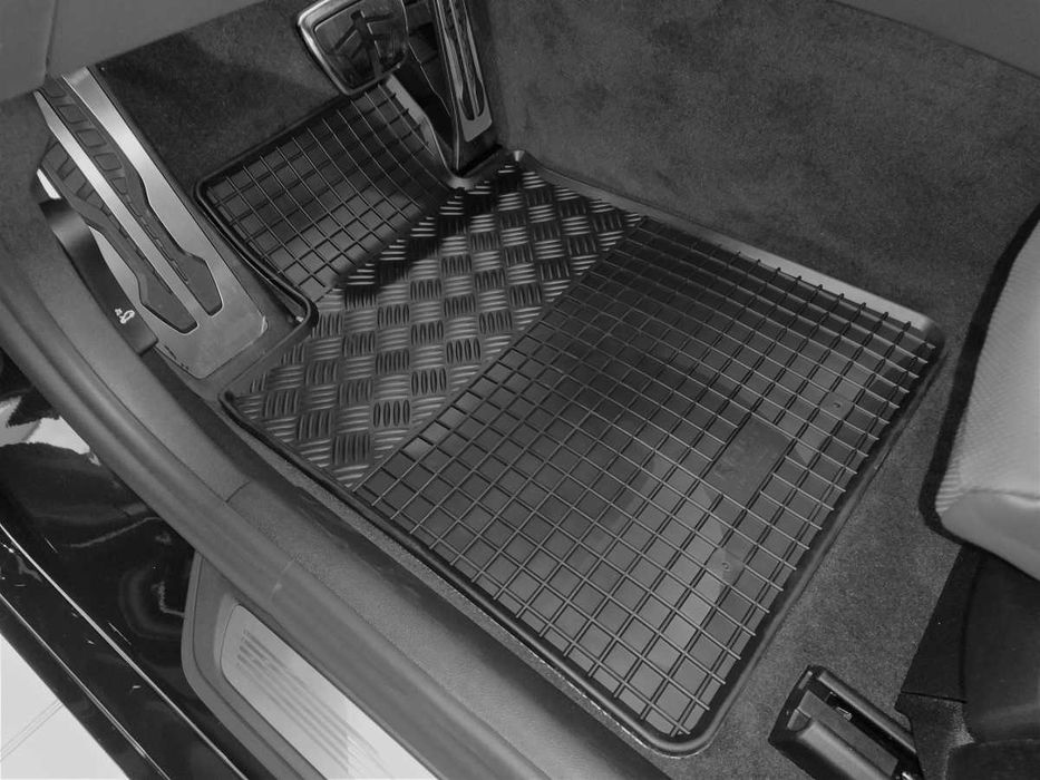 Гумени стелки или багажник BMW 5 G30 G31 от 2017 до 2023 г.