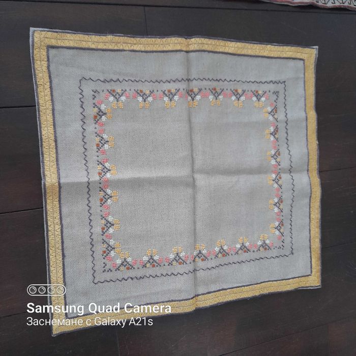 Декоративни покривки за маса