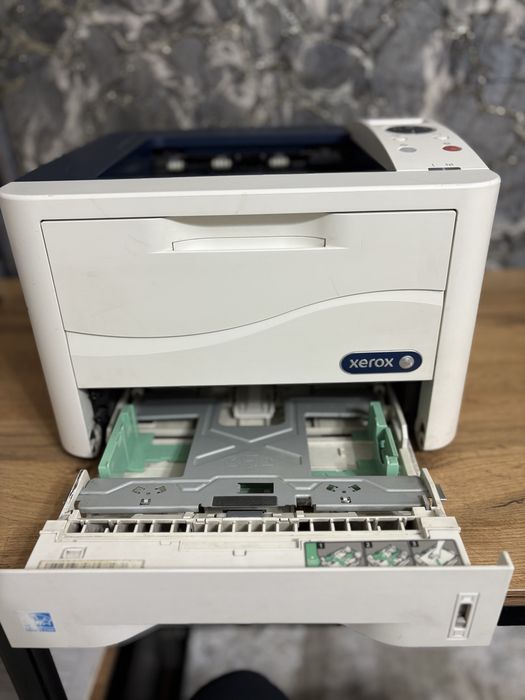 Быстропечающий принтер XEROX