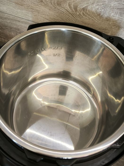 Комбиниран мултикукър с еърфрайър instant pot duo crisp
