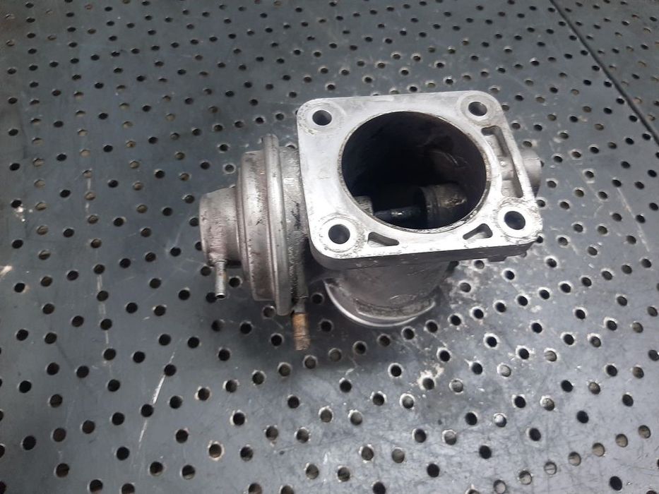 egr  bmw seria 5 e39 256t1 2.5 tds  712248139