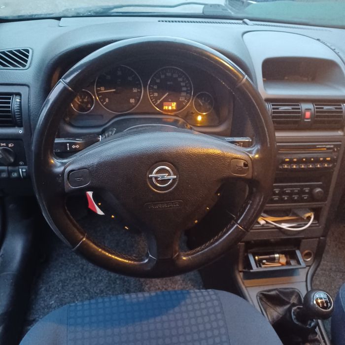 Vând Opel Astra g