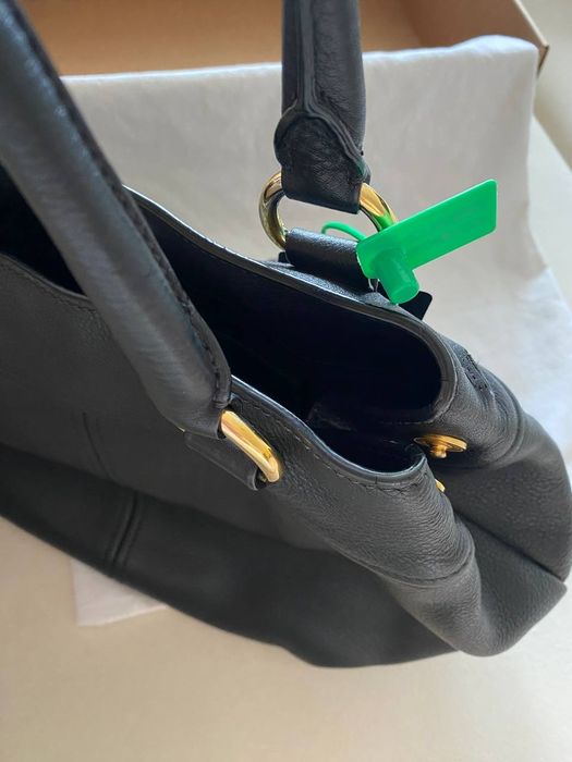 Продам сумку Prada Sacca 2 Manici оригинал