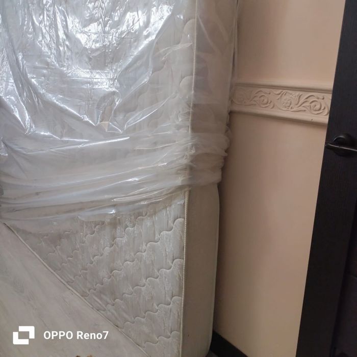 Матрас в отличном состоянии