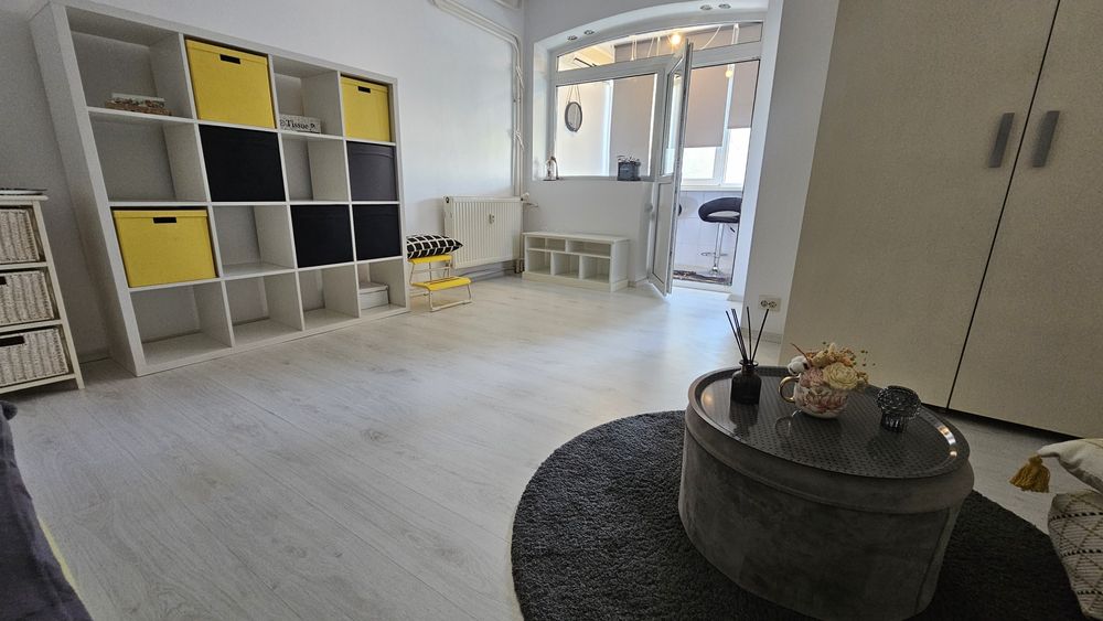 Închiriere Garsoniera Drumul Taberei, etaj 4/8, disponibil imediat