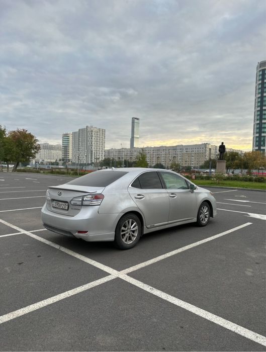 LEXUS HS250H автокөлігін сатамын